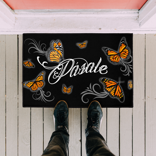 Pásale Monarch (Zacuanpapalotl) - Indoor/Outdoor Door Mat (2 sizes)
